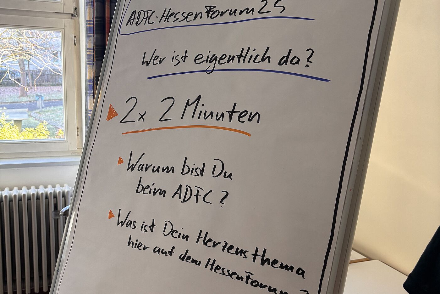 Plakat auf einem Flipchart
